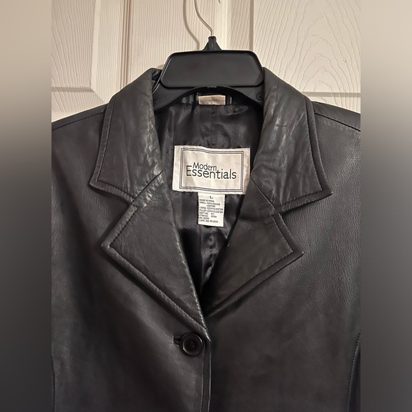 Modern Essentials leather jacket, size large - Picture 3 of 16
